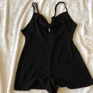 Romper bow tie front